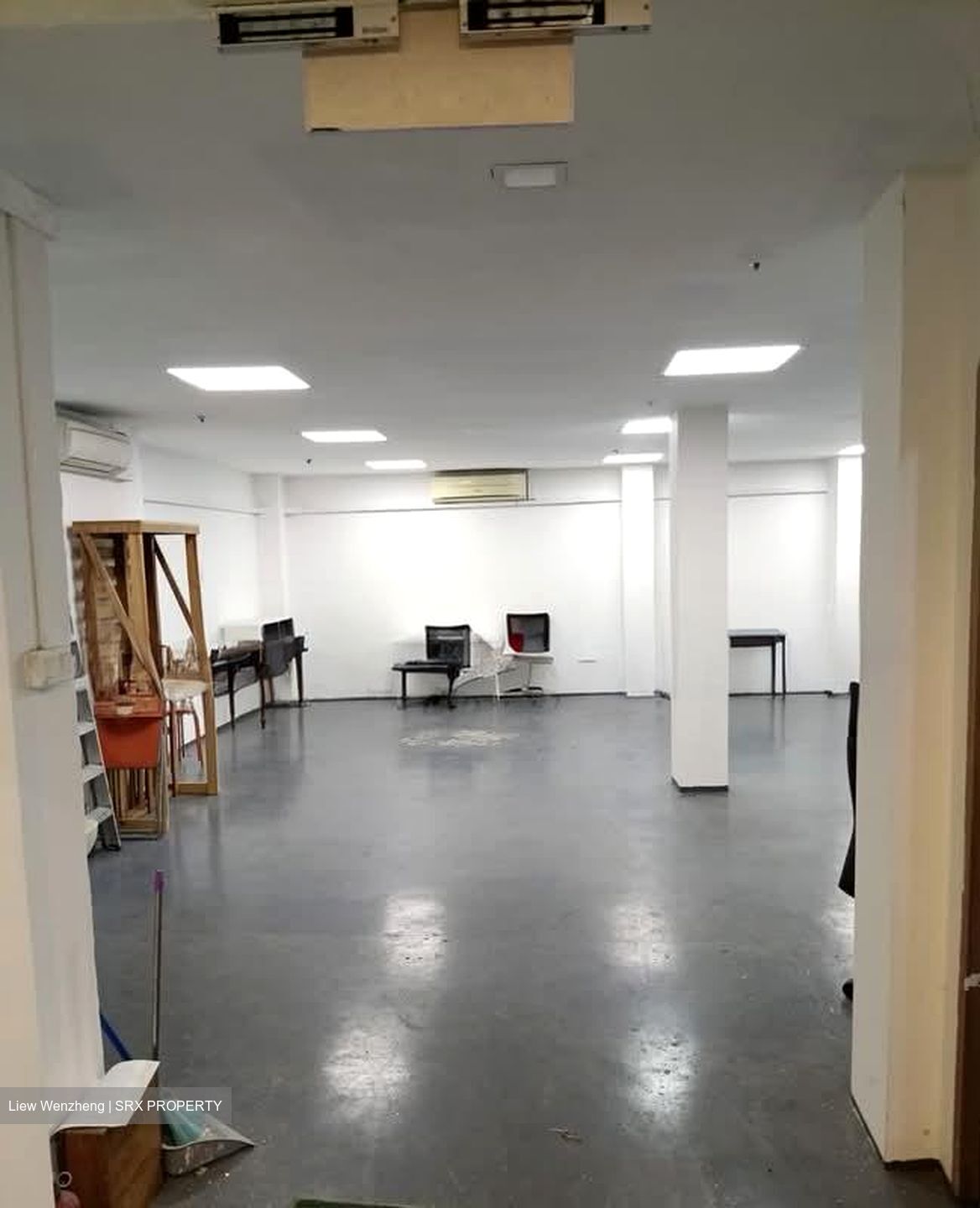 Oxley Bizhub (D14), Factory #596249241